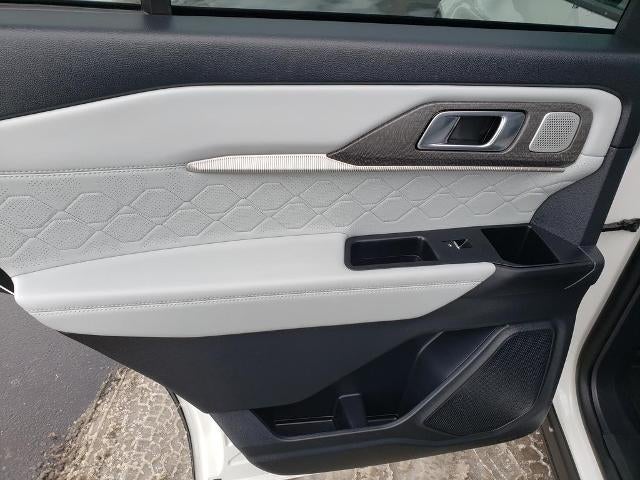 2025 Ford Explorer Platinum 4WD