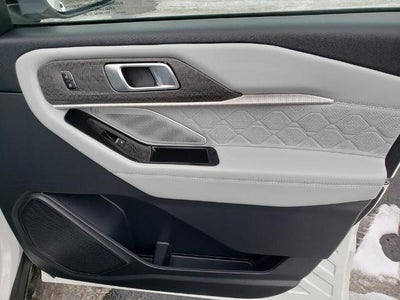 2025 Ford Explorer Platinum 4WD