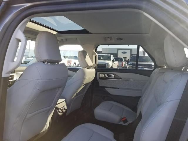 2025 Ford Explorer Platinum 4WD