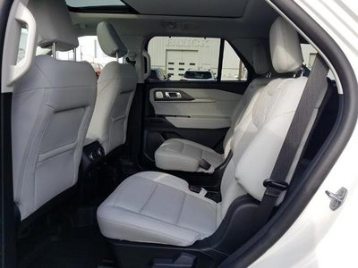 2025 Ford Explorer Platinum 4WD