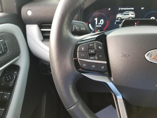 2025 Ford Explorer Platinum 4WD