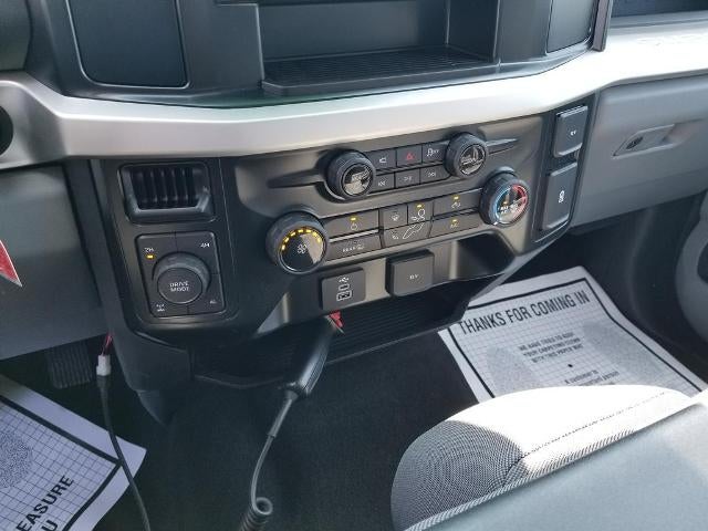 2025 Ford Super Duty F-350 SRW XL 4WD Crew Cab 6.75' Box