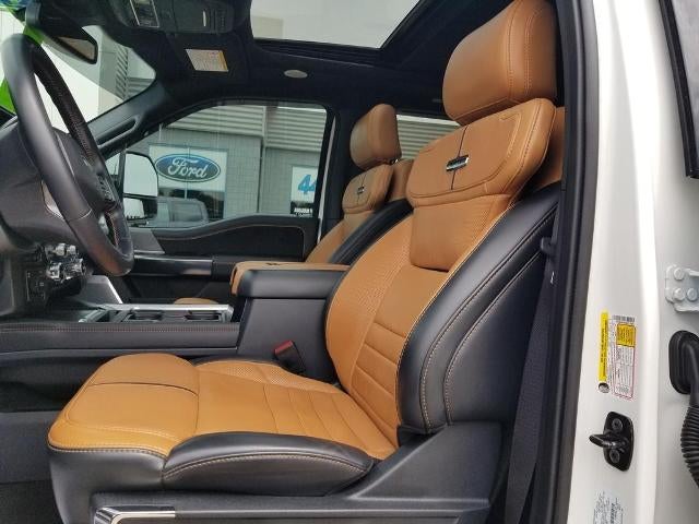 2024 Ford Super Duty F-450 DRW XL 4WD Crew Cab 8' Box