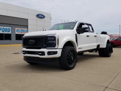 2024 Ford Super Duty F-450 DRW XL 4WD Crew Cab 8' Box
