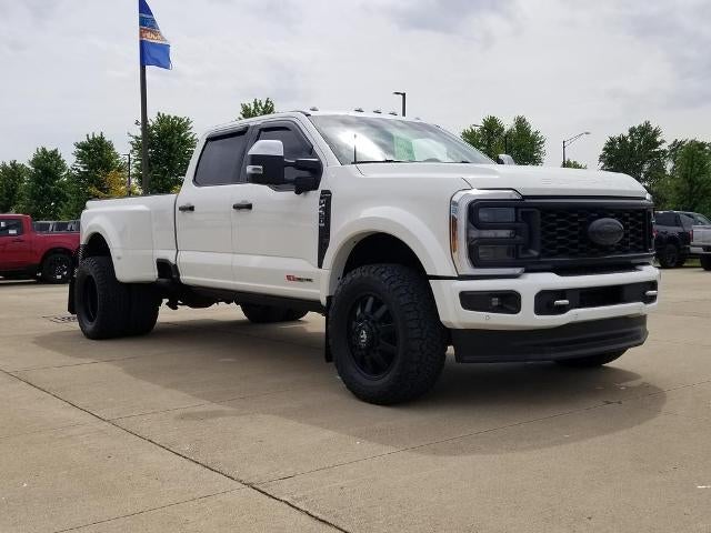2024 Ford Super Duty F-450 DRW XL 4WD Crew Cab 8' Box