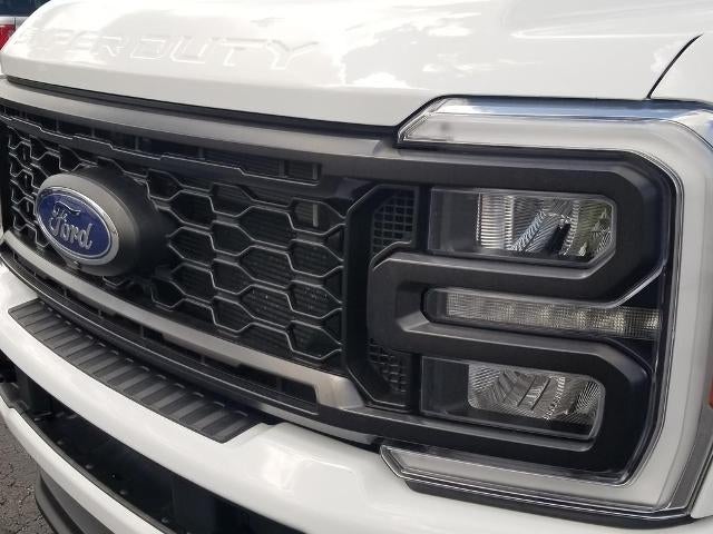2025 Ford Super Duty F-350 SRW XL 4WD SuperCab 8' Box
