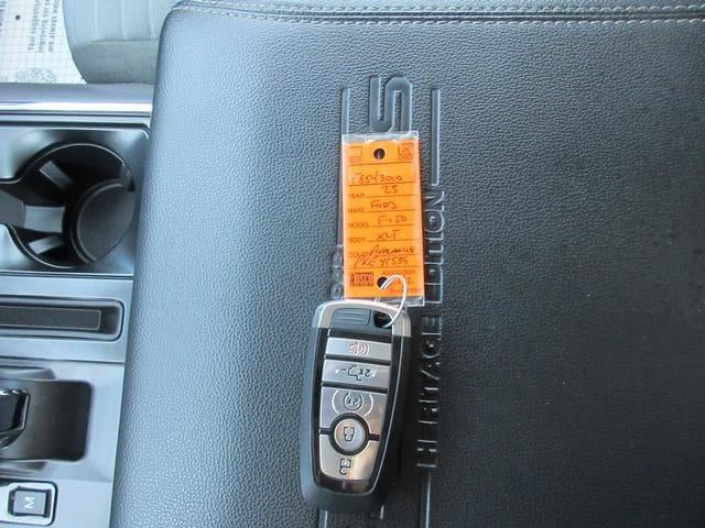 2023 Ford F-150 XLT 4WD SuperCrew 5.5' Box