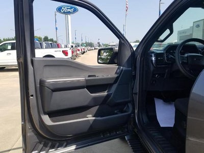 2023 Ford F-150 XL 4WD SuperCrew 5.5' Box