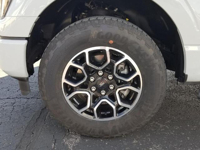 2023 Ford F-150 XL 4WD SuperCab 6.5' Box