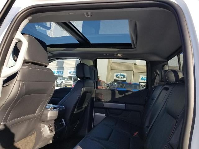 2022 Ford F-150 LARIAT 4WD SuperCrew 5.5' Box