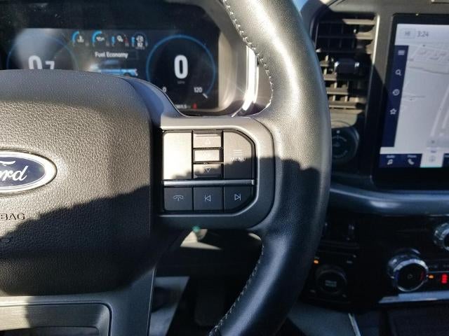 2022 Ford F-150 LARIAT 4WD SuperCrew 5.5' Box