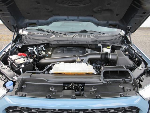 2023 Ford F-150 XL 4WD SuperCrew 5.5' Box