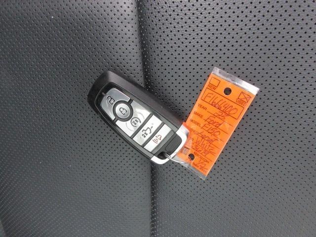 2023 Ford F-150 LARIAT 4WD SuperCrew 5.5' Box