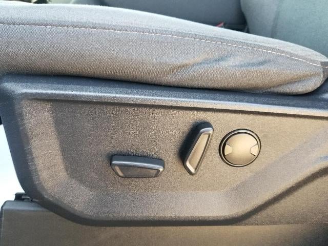 2022 Ford F-150 XL 4WD SuperCrew 5.5' Box