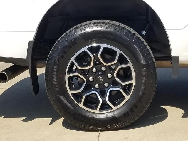 2022 Ford F-150 XL 4WD SuperCrew 5.5' Box