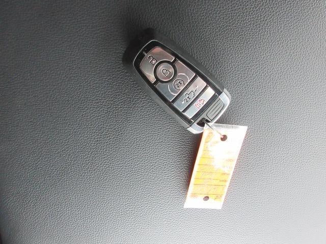 2025 Ford F-150 XLT 4WD SuperCrew 5.5' Box