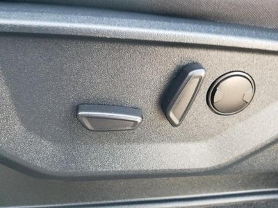 2025 Ford F-150 XLT 4WD SuperCrew 5.5' Box