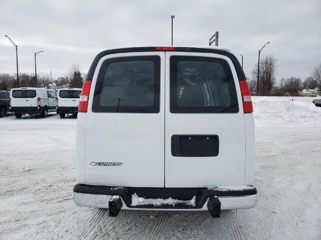 2024 Chevrolet Express Cargo Van 2500 Regular Wheelbase Rear-Wheel Drive
