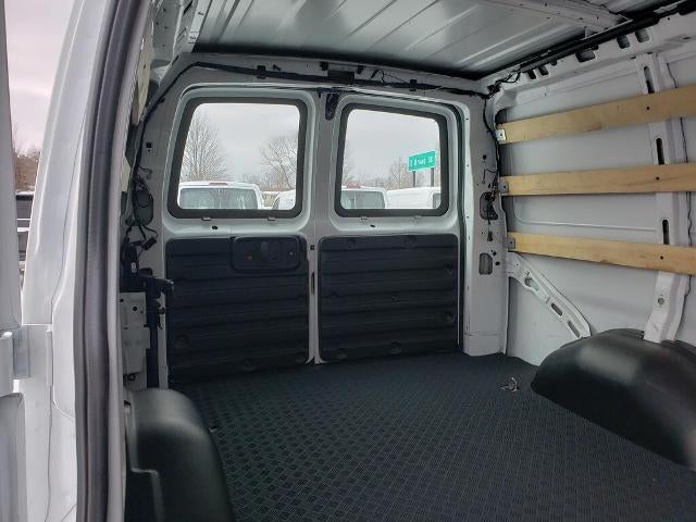 2024 Chevrolet Express Cargo Van 2500 Regular Wheelbase Rear-Wheel Drive