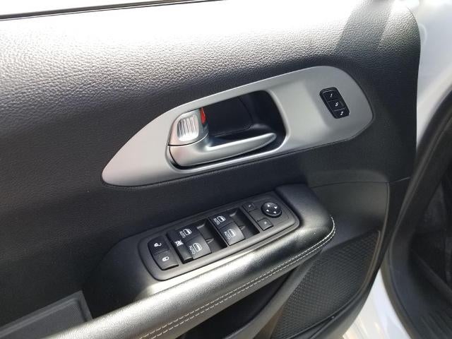 2021 Chrysler Pacifica Hybrid Touring L FWD