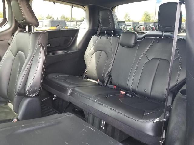 2021 Chrysler Pacifica Hybrid Touring L FWD