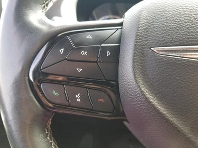 2021 Chrysler Pacifica Hybrid Touring L FWD