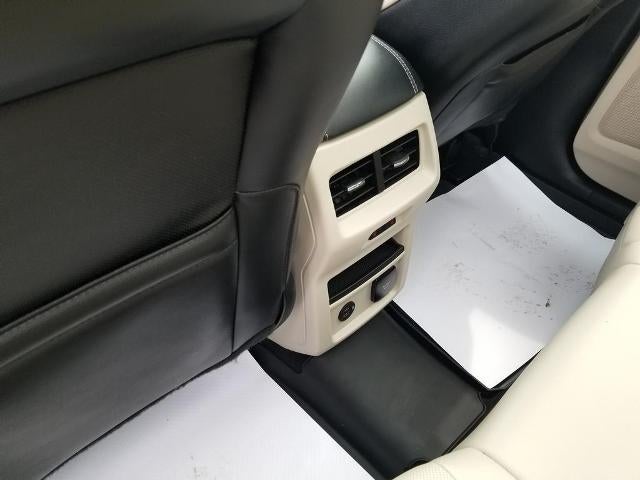 2022 Ford Edge Titanium AWD