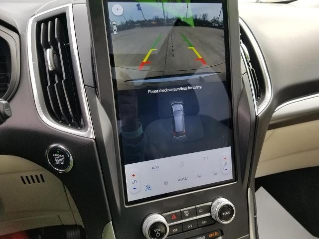 2022 Ford Edge Titanium AWD