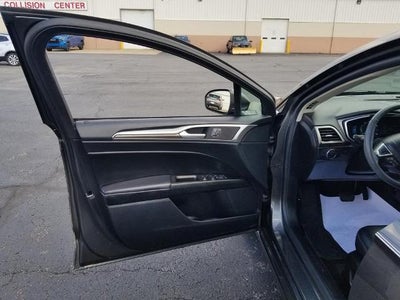 2020 Ford Fusion SEL FWD