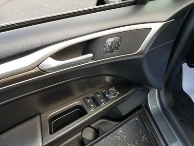 2020 Ford Fusion SEL FWD