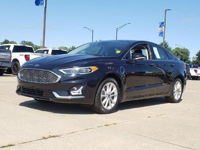 2019 Ford Fusion Energi Titanium FWD