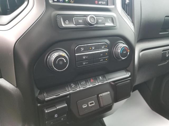2021 Chevrolet Silverado 1500 Crew Cab Short Box 4-Wheel Drive Custom Trail Boss Midnight Edition
